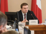 Эксперт оценил эффективность работы губернатора Виталия Хоценко по привлечению федеральных средств в Омскую область