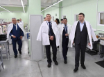 Виталий Хоценко посетил омский завод по производству измерительных приборов, газоаналитического оборудования и светотехники