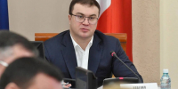 Губернатор Виталий Хоценко утвердил программу содействия в Омской области занятости участников СВО - Газета Правда севера